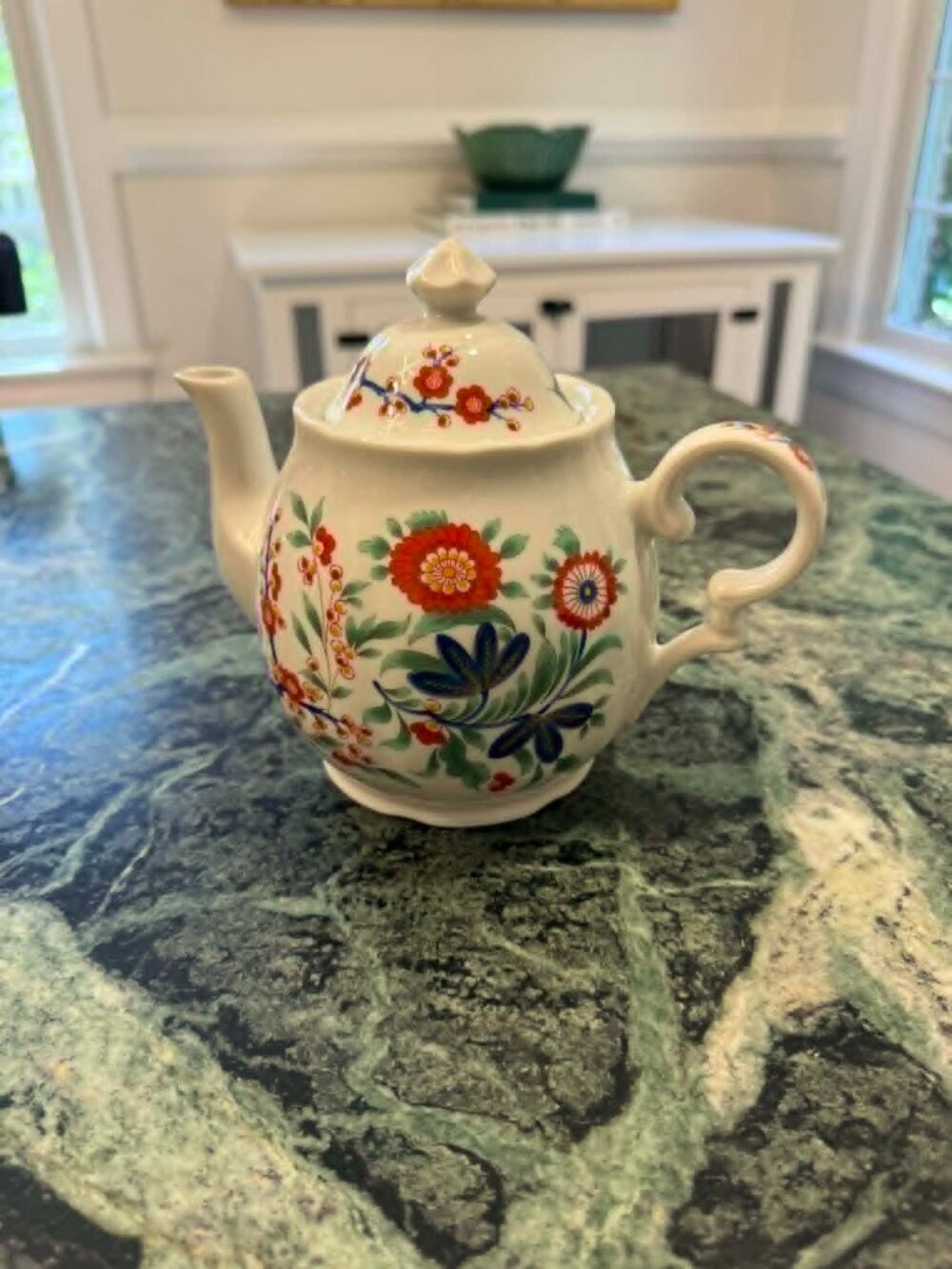 Vintage Smithsonian Japanese Floral Teapot Imari Chinoiserie Grandmillennial